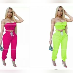 Green Joggers Outfit